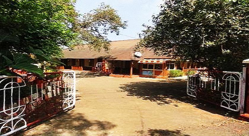 Savoy Village Mahābaleshwar Екстериор снимка